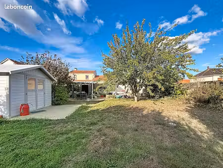 maison 6 pièces 147 m²