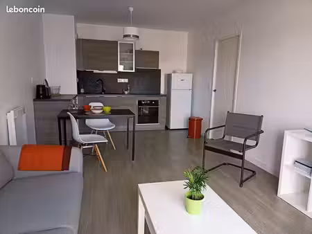 t2 meublé 46m² à orvault - tram ferrière