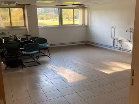 bureaux à louer avec parking