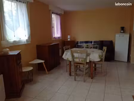 duplex t2 meuble 54 m² + garage avec acces prive