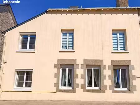 charmante maison à commer