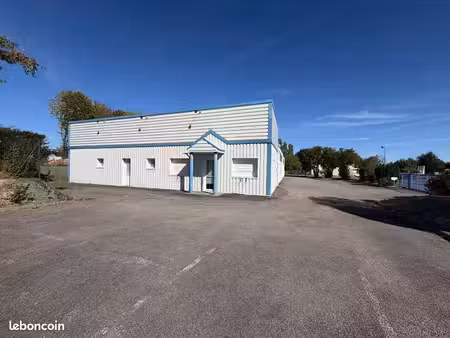 local d'activité 484 m²