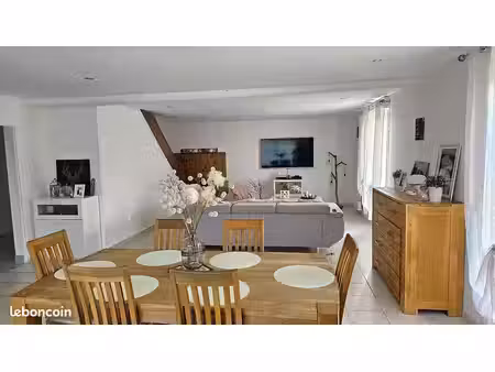 maison 5 pièces 163 m²