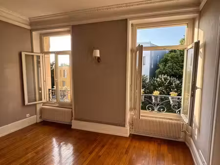 nancy sainte-marie f4 75 m² avec balcon  parquet  moulures & cheminées