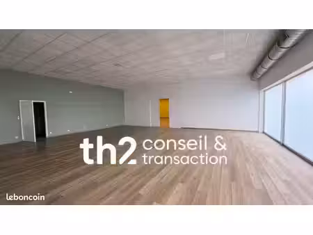 local commercial 650 m² saint-lô