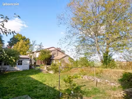 maison 7 pièces 132 m²