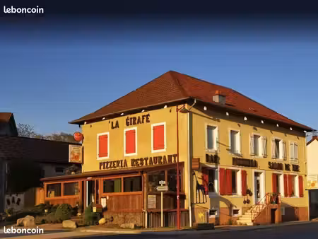 ? restaurant pizzeria au feu de bois clé en main + licence iv — vosges — grand logement f5