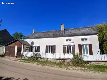 maison de campagne indépendante entre corbigny et vèzelay