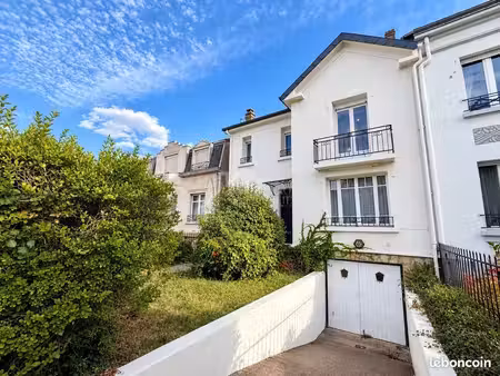 maison 5 pièces 150 m²