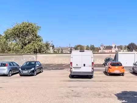 place de parking privative