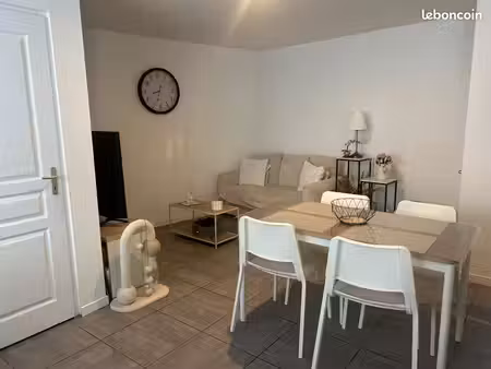 location sur lécluse 59259