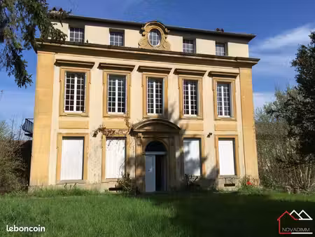 château 12 pièces 400 m²