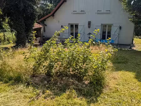 maison 7 pièces   207 m2  5 chambres