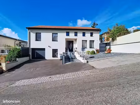 maison 5 pièces 137 m²