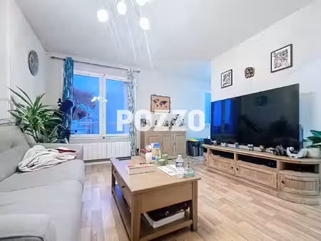 appartement de type f2 a louer a cherbourg en residence avec garage