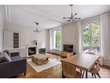 paris 16e - rue michel-ange / auteuil sud - appartement à louer - 3 pièces meublé - 81 21m