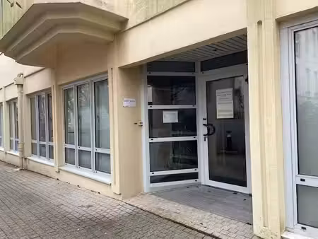 vente commerce besancon 25000 195m²