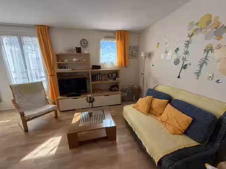 appartement t2 avec place de parking et terasse