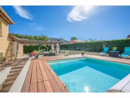 maison 3 chambres et 1 bureau de 133 m² avec piscine – elzange