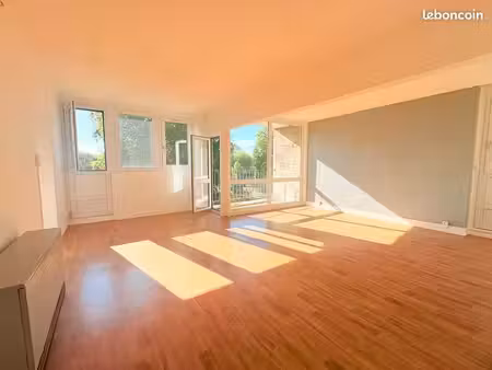 beau et lumineux t3 avec balcon et cave - secteur barbieux