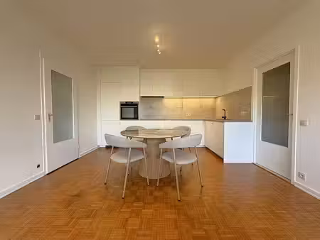 marcel thiry / bel appartement rénové et meublé de 70m²  2ch