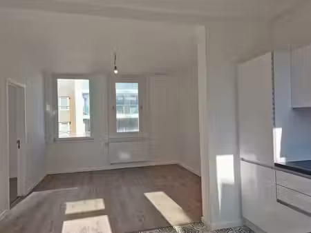 pergola 0302 - appartement complètement rénové  2 chambr...