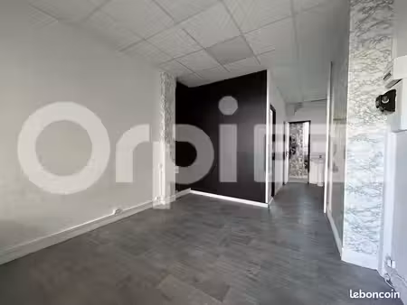 local commercial 23 m²