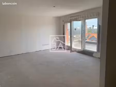 appartement 4 pièces 80 m²