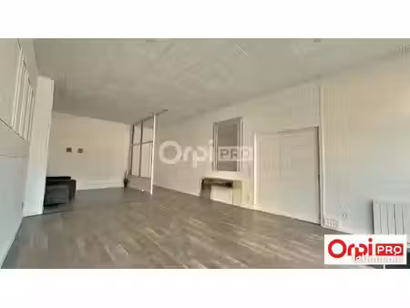 local commercial 50 m²