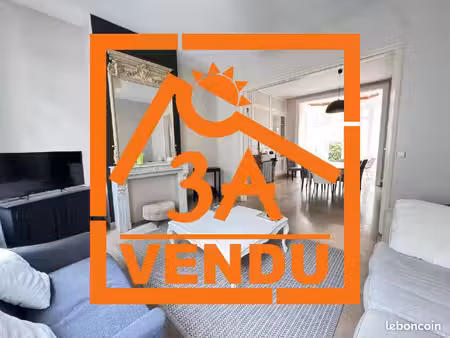 maison 7 pièces 197 m²