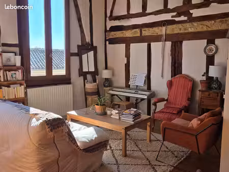 appartement de caractère calme et en centre ville