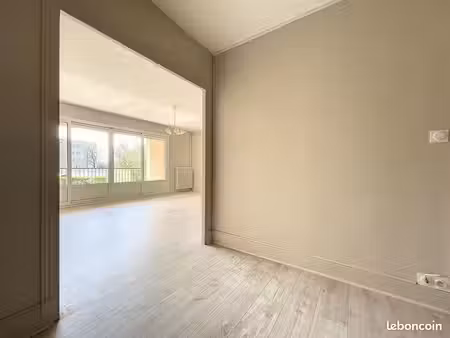 location appartement 3 pièces à caen calvaire st-pierre - université (14)