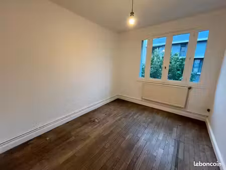 appartement 4 pièces 60 m²