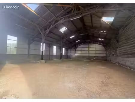 location hangar