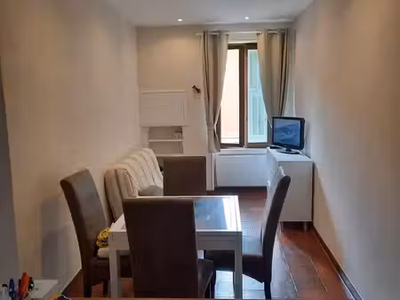 appartement meublé de 43 m2  plein centre de beausoleil  location à durée déterminée