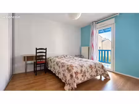 appartement meublé 61 m² – hypercentre de craponne – parking privé
