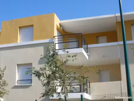 appartement la fare-les-oliviers