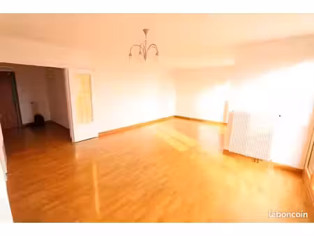 appartement 2 pièces 74 m²