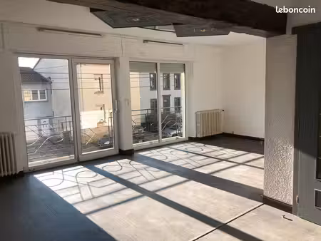 appartement t4 très lumineux 104 m2