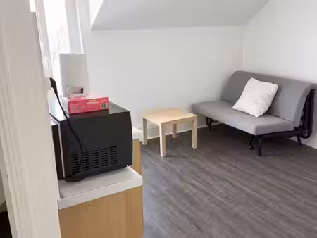 studio meublé