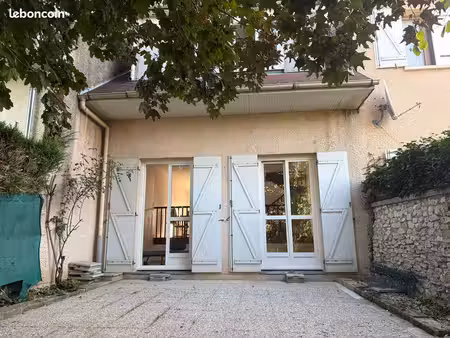 location maison 5 pièces  proche gare de malesherbes (45330)