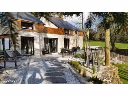location mensuelle - bord de mer