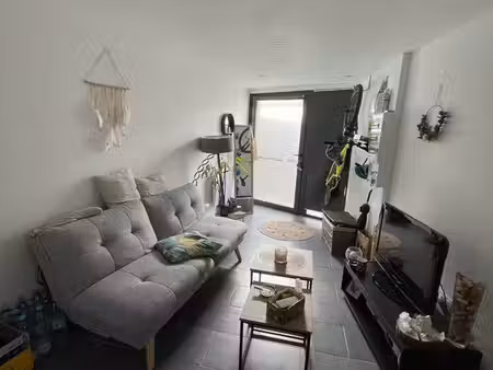 a louer maisonette villegailhenc