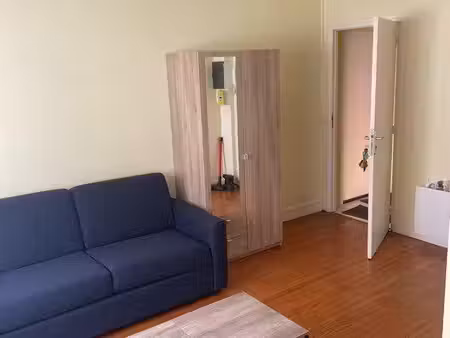 beau studio meublé 21m²