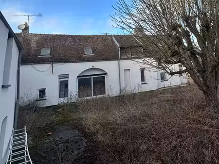corps de ferme à rénover contre loyer réduit