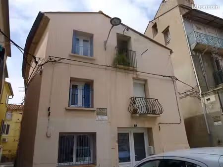 pia maison de village