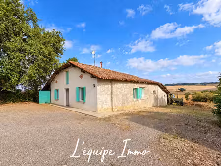 ancienne ferme t4 avec dépendances sur 2453 m2 de terrain
