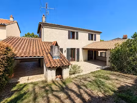 maison fleac 5 pièce(s) 160m2