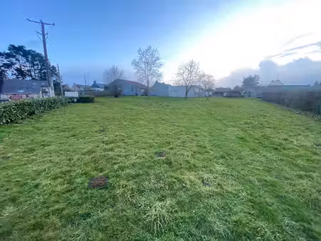 terrain de 846 m² à néant sur yvel (56430)