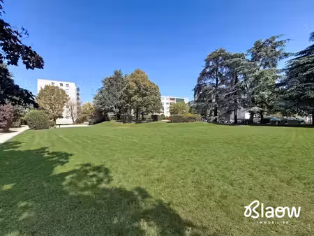 appartement t5 à vendre à meyzieu  au coeur de la résidence d
